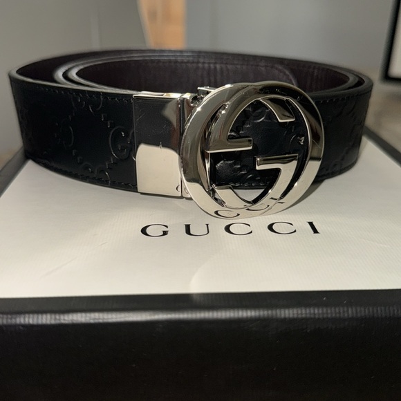 Authentic Gucci Belt Reversible - Picture 1 of 13